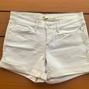 Women’s Levi Jean Shorts